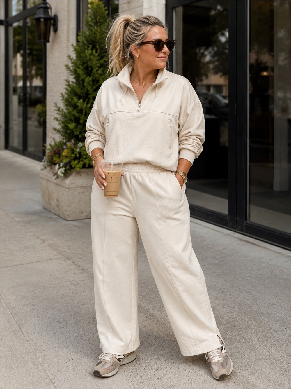 Old Navy Active 2X Dynamic Fleece Cream Half Zip & Wide Leg Pant Set